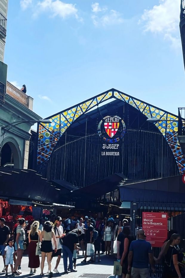 12 Best Barcelona Attractions From Gaudi to Mediterranean Magic