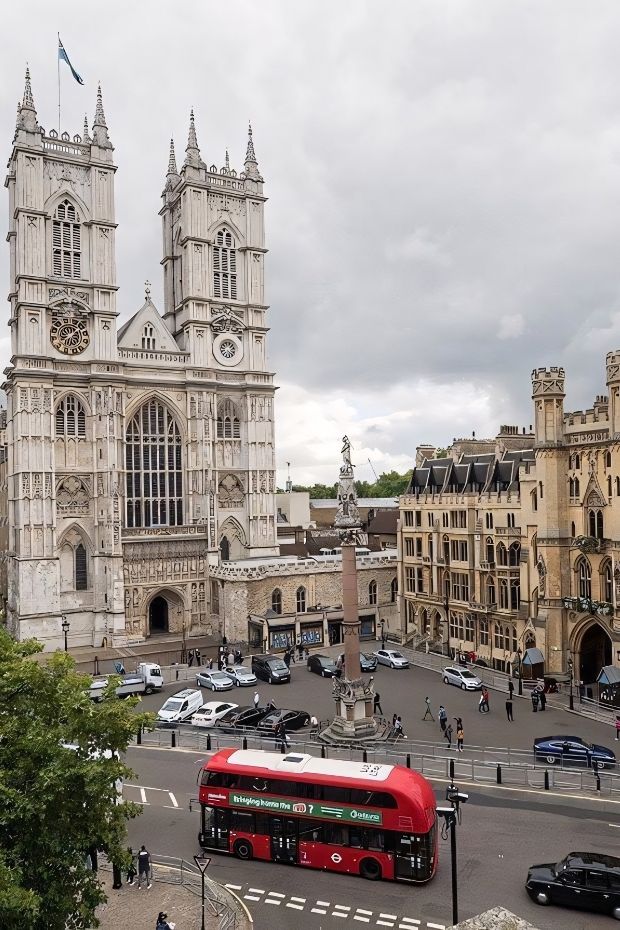 13 Best London Attractions With Historic Landmarks and Modern Culture