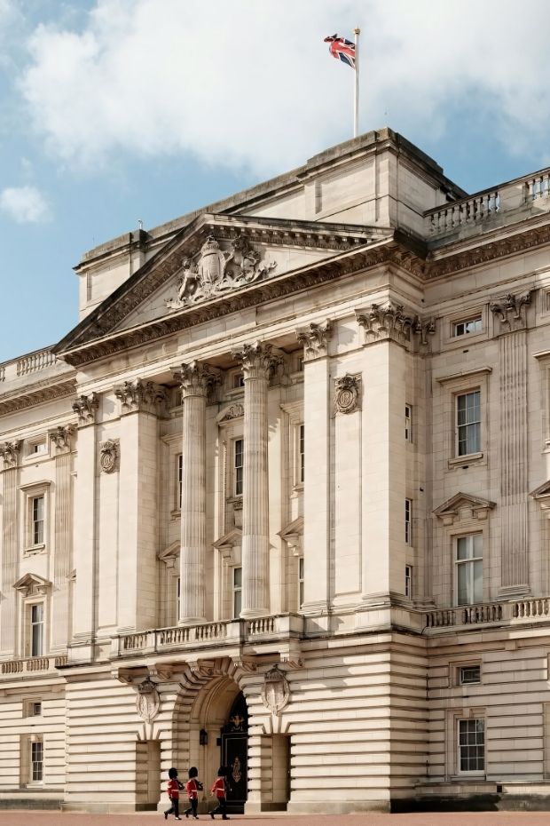 13 Best London Attractions With Historic Landmarks and Modern Culture