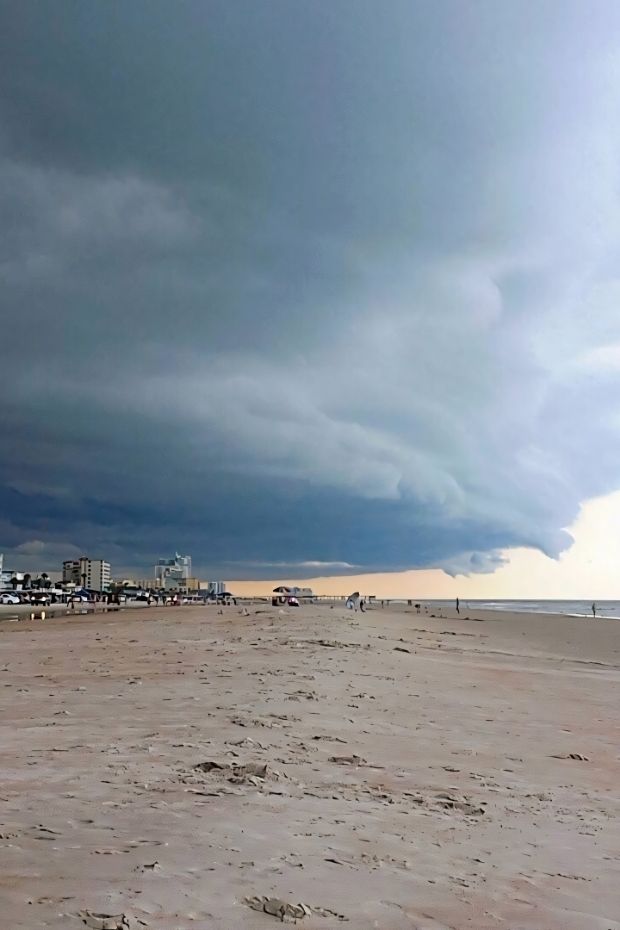 11 Top Daytona Beach Florida Activities for Racing and Beaches