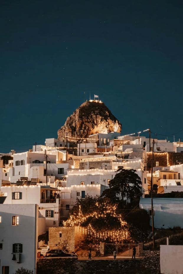 15 Stunning Greece Islands to Explore in White-Washed Paradise