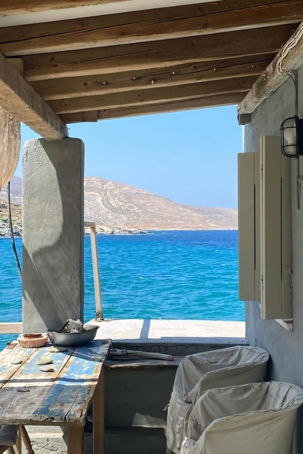 15 Stunning Greece Islands to Explore in White-Washed Paradise