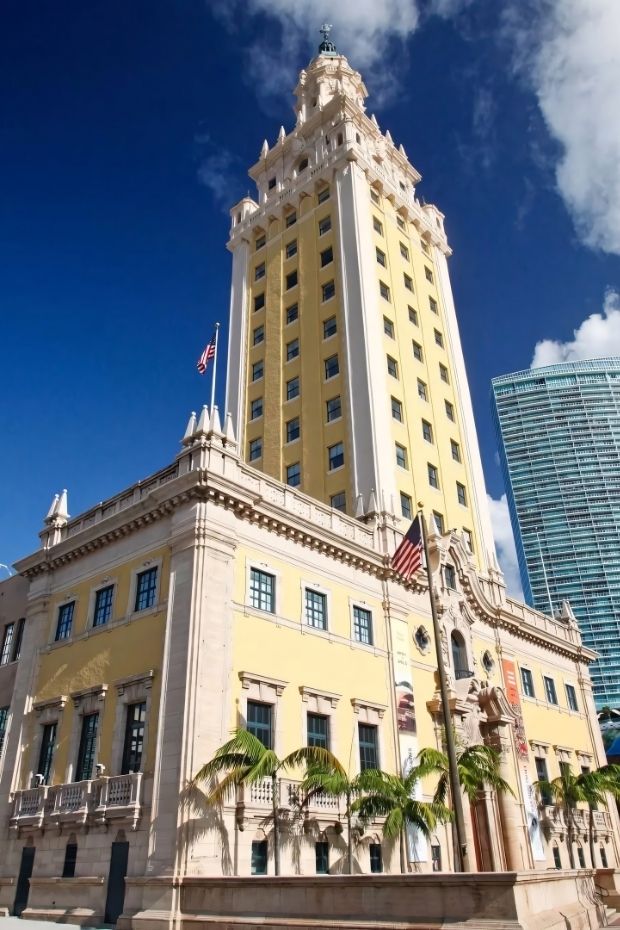 14 Top Miami Attractions With Art Deco Beaches and Latin Vibes