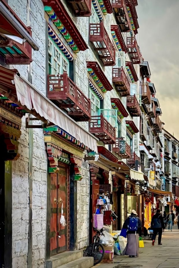 11 Awe-Inspiring Places to Visit in Tibet for a Once-in-a-Lifetime Trip