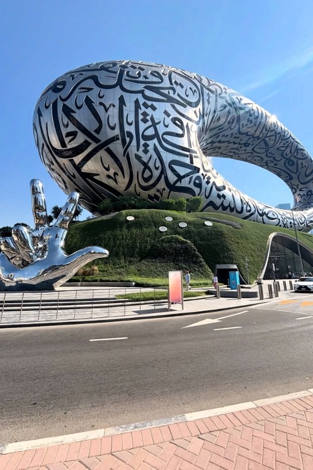 15 Best Dubai Places to Visit for an Unforgettable Desert Escape