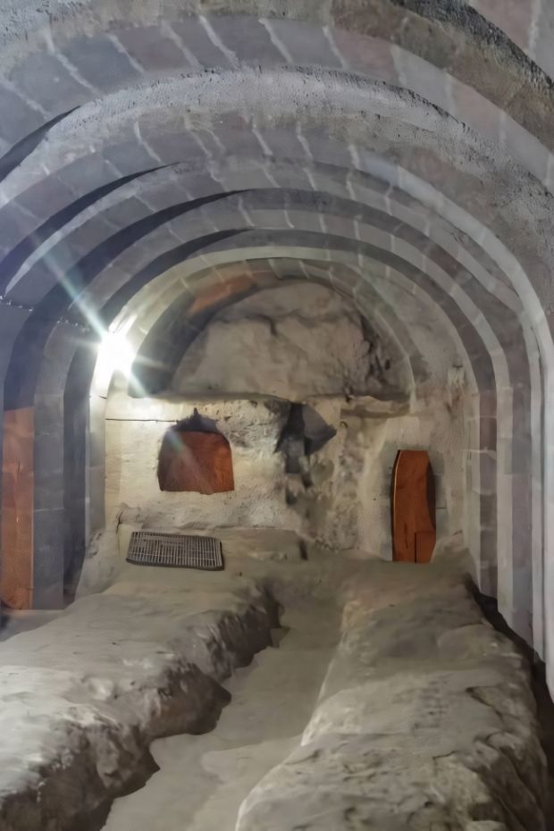 10 Mind-Blowing Facts About Derinkuyu Underground City in Turkey