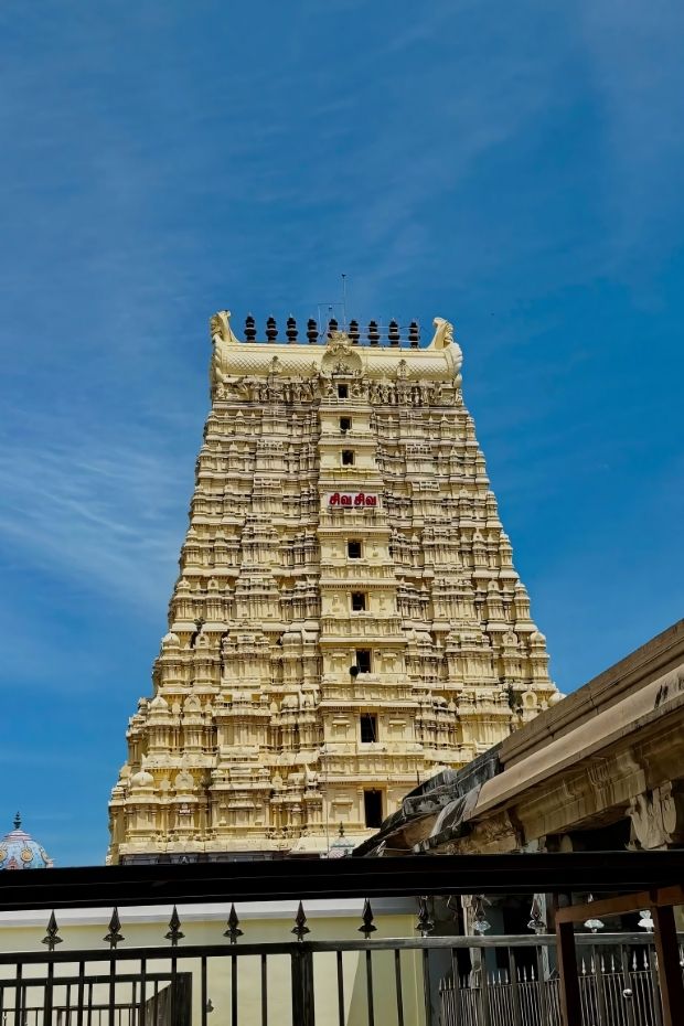 10 Most Sacred Kovil Temples in South India and Sri Lanka to Visit