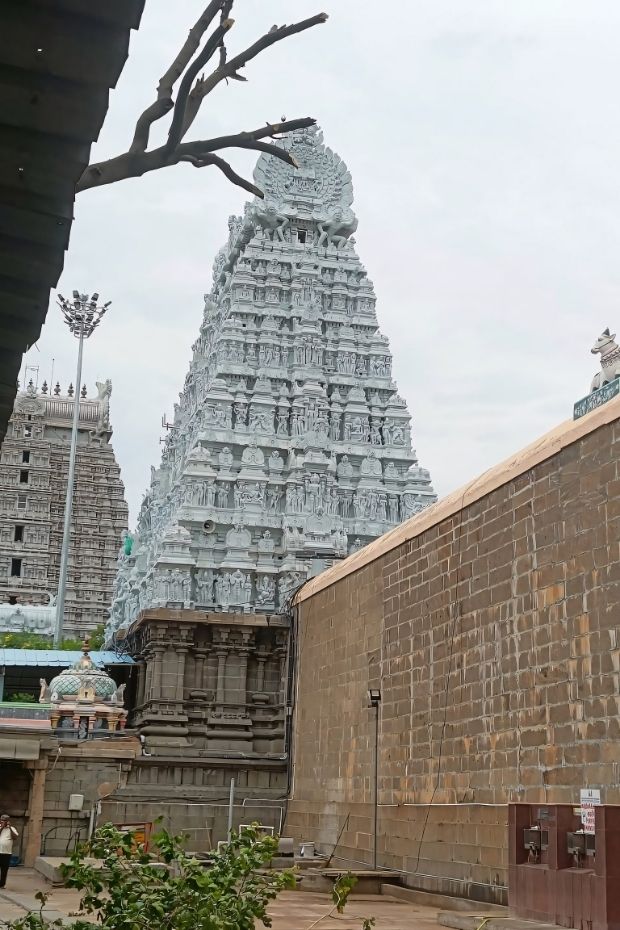 10 Most Sacred Kovil Temples in South India and Sri Lanka to Visit