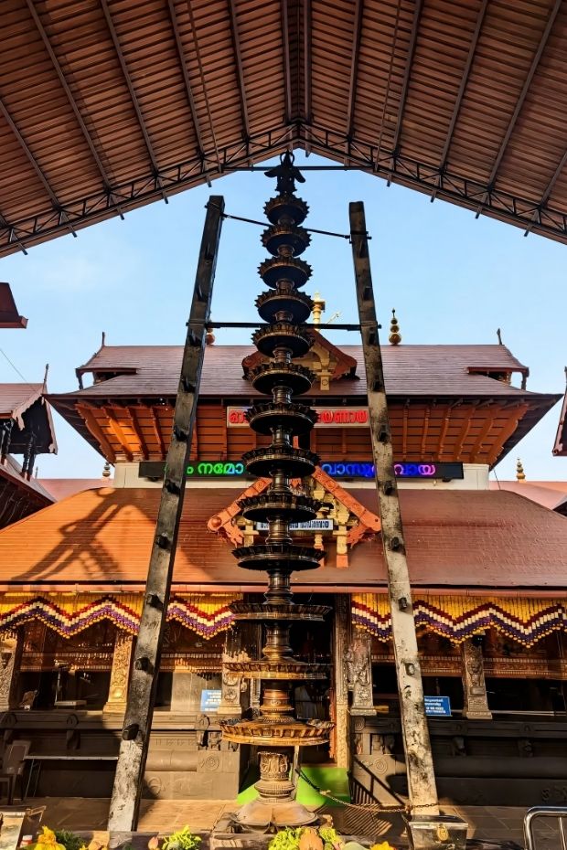 10 Most Sacred Kovil Temples in South India and Sri Lanka to Visit