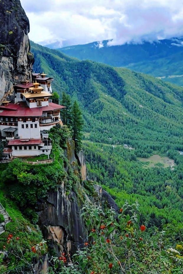 15 Prettiest Places in the World That Look Like Real-Life Fairytales