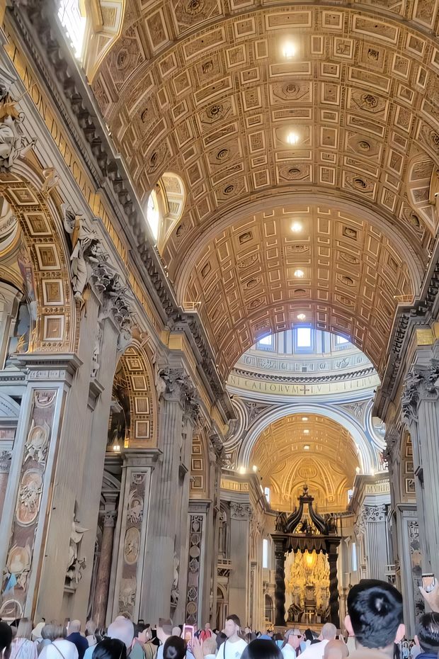 11 Sacred Things to See in Vatican City for a Once-in-a-Lifetime Experience