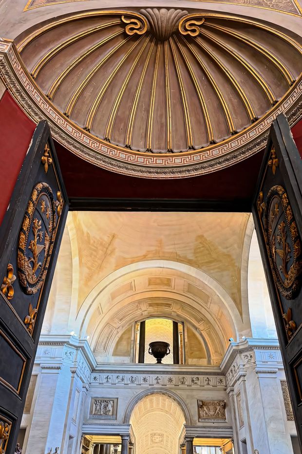 11 Sacred Things to See in Vatican City for a Once-in-a-Lifetime Experience